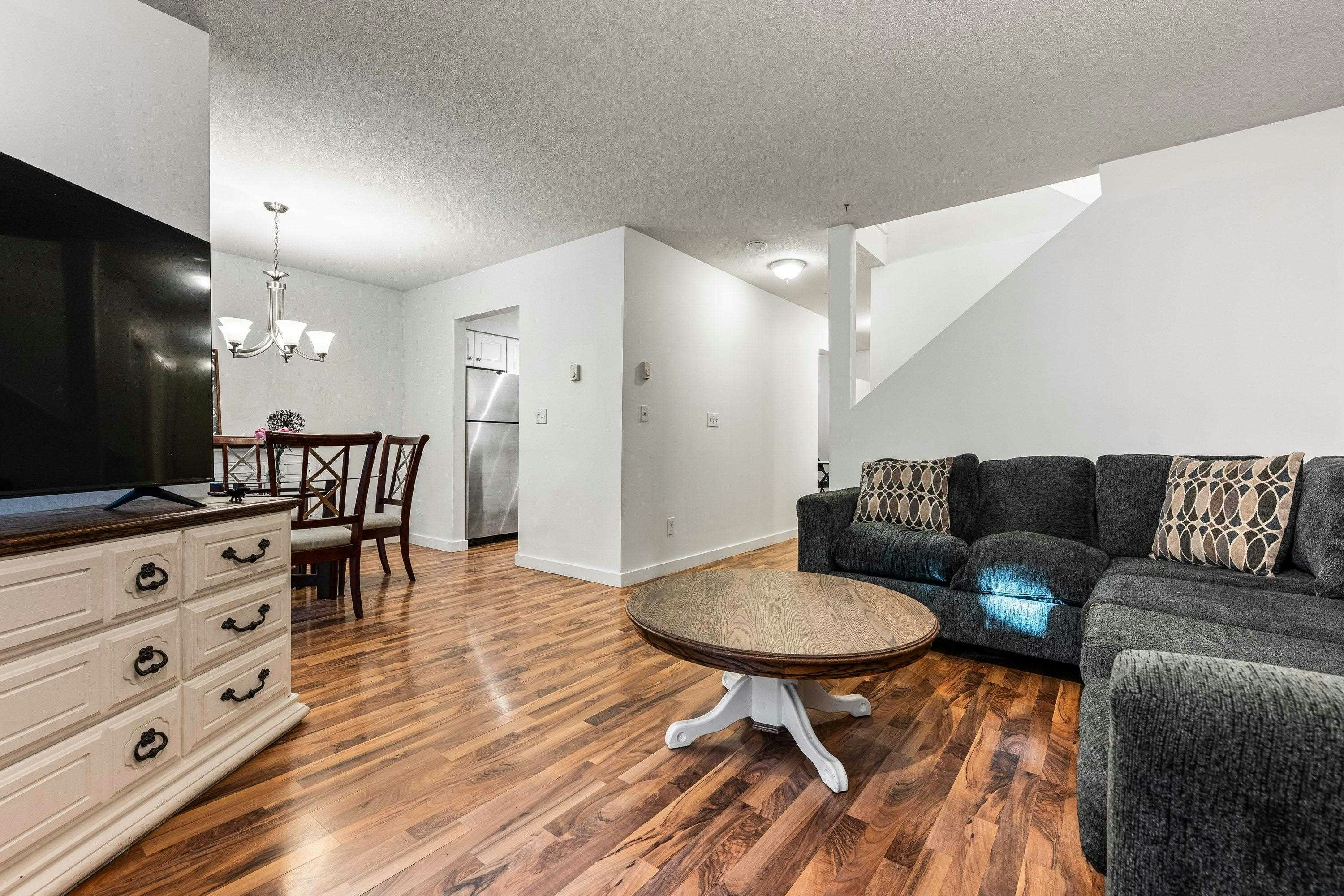94-36060 Old Yale Road, Abbotsford, BC, V3G 2E9