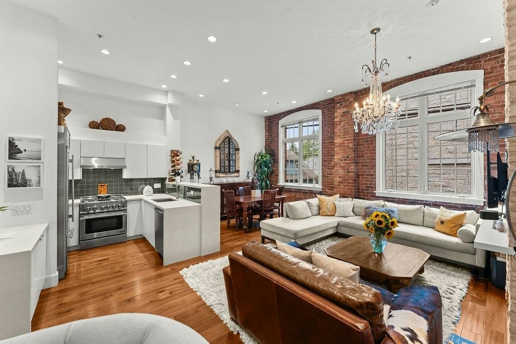 104-1811 W 16th Avenue - 3