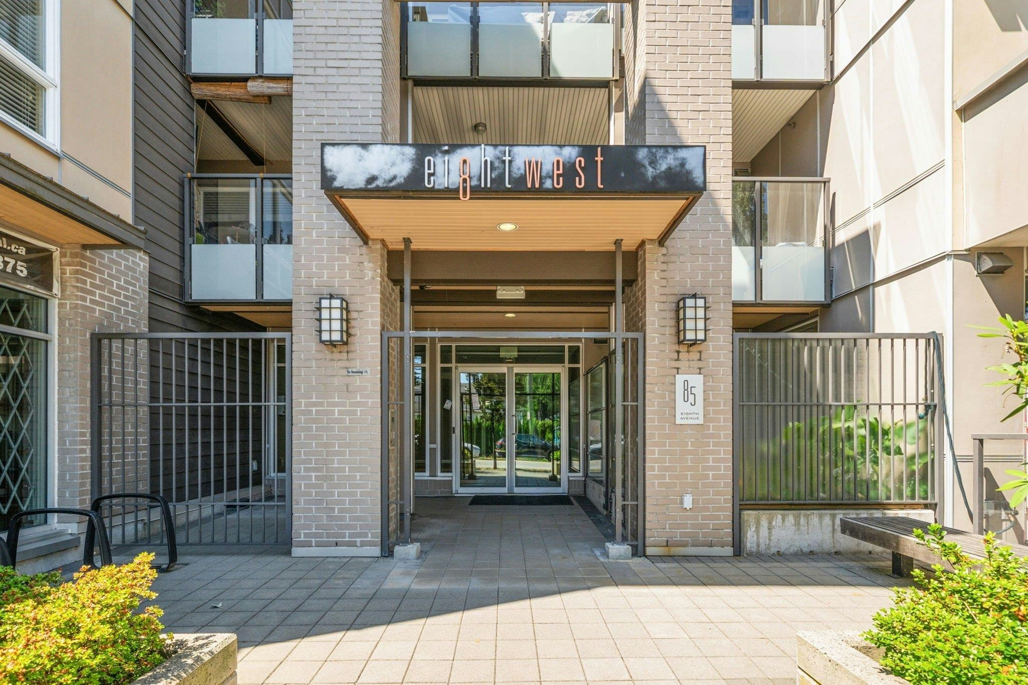 208-85 Eighth Avenue, New Westminster, BC, V3L 0E9