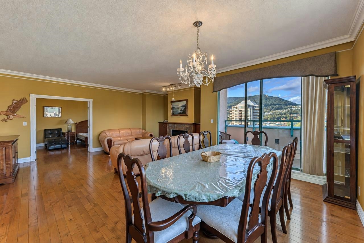 2102-3071 Glen Drive - 2
