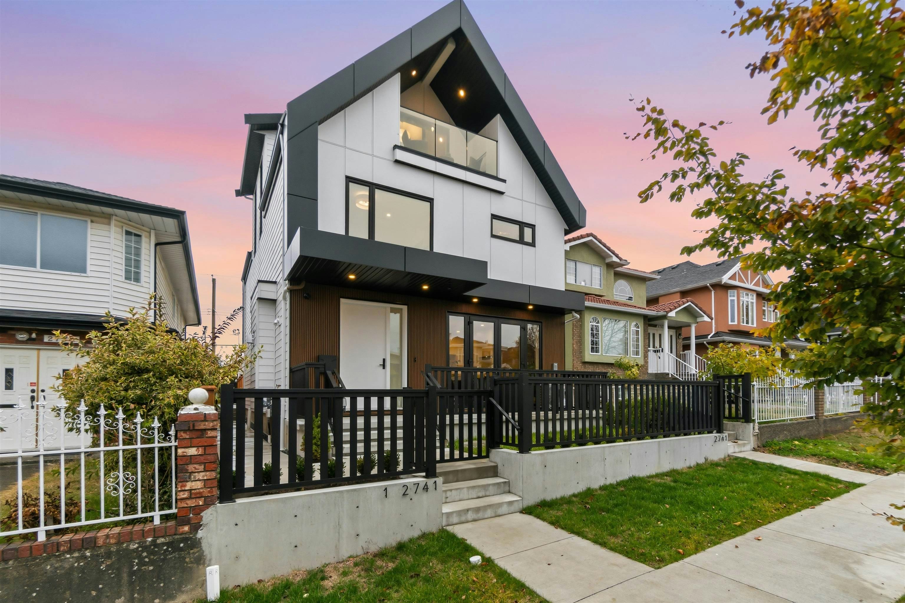 1-2741 E 7th Avenue, Vancouver, BC, V5M 1T8