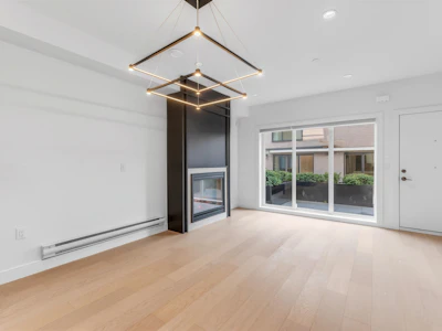 7353 Oak Street - 2