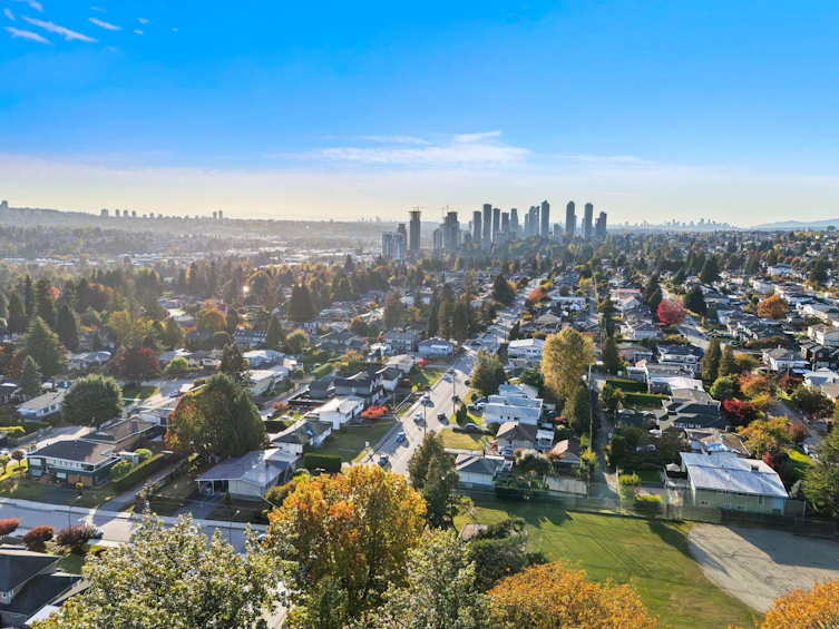 6773 Halifax Street, Burnaby, BC, V5B 2R3 - 31