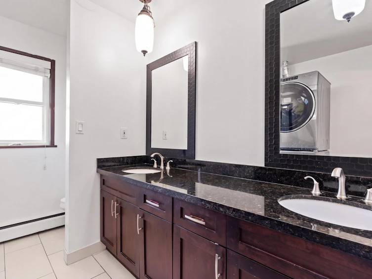 6773 Halifax Street, Burnaby, BC, V5B 2R3 - 18