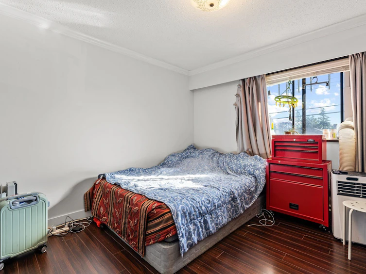 6773 Halifax Street, Burnaby, BC, V5B 2R3 - 16
