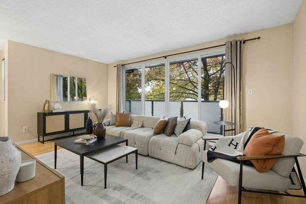 2-224 E 12th Avenue - 2