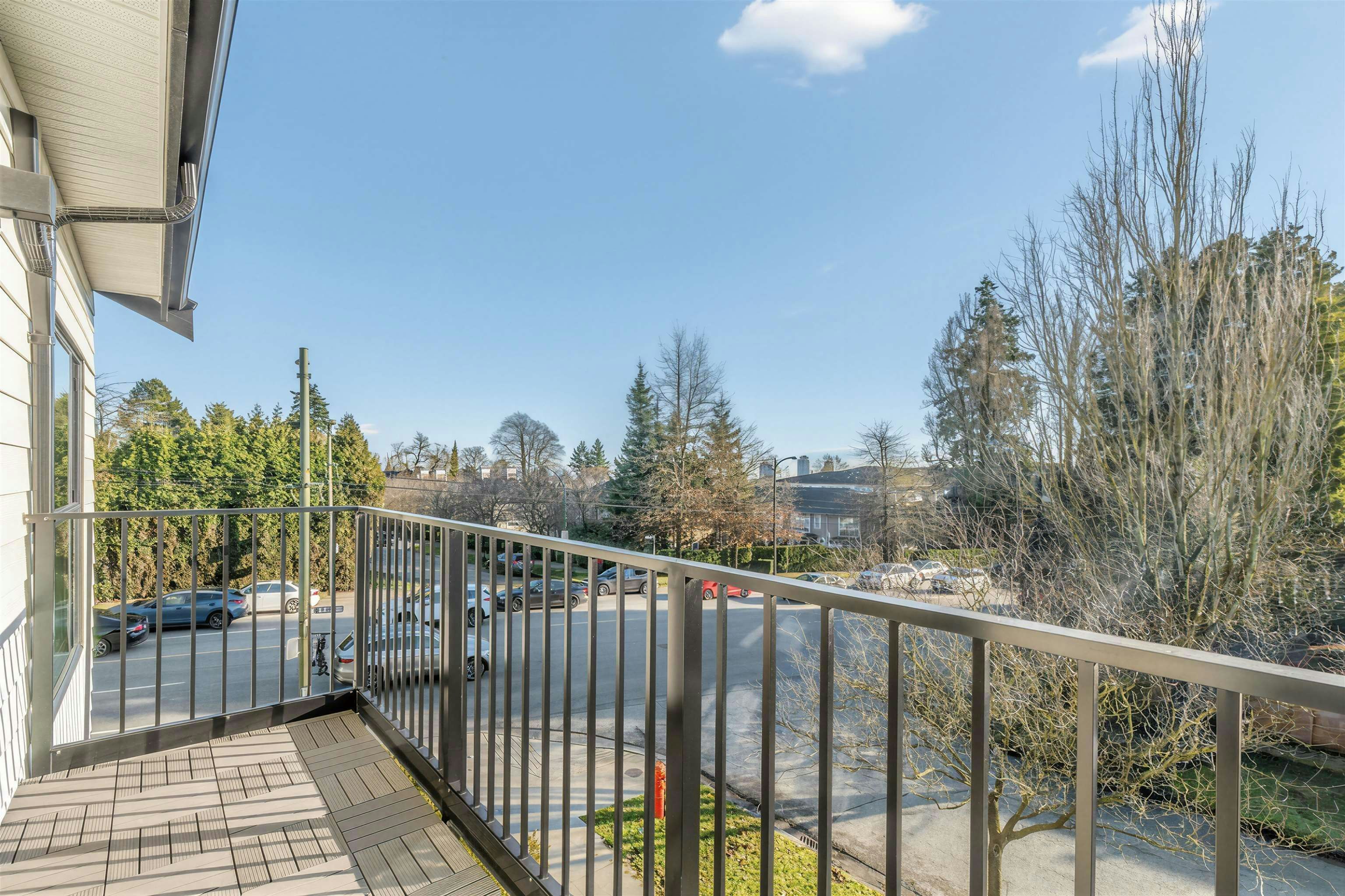 7359 Oak Street - 3