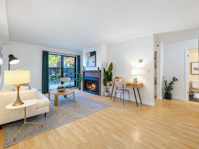102-1420 E 7th Avenue - 4