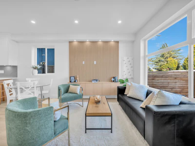 2-4587 Knight Street - 3