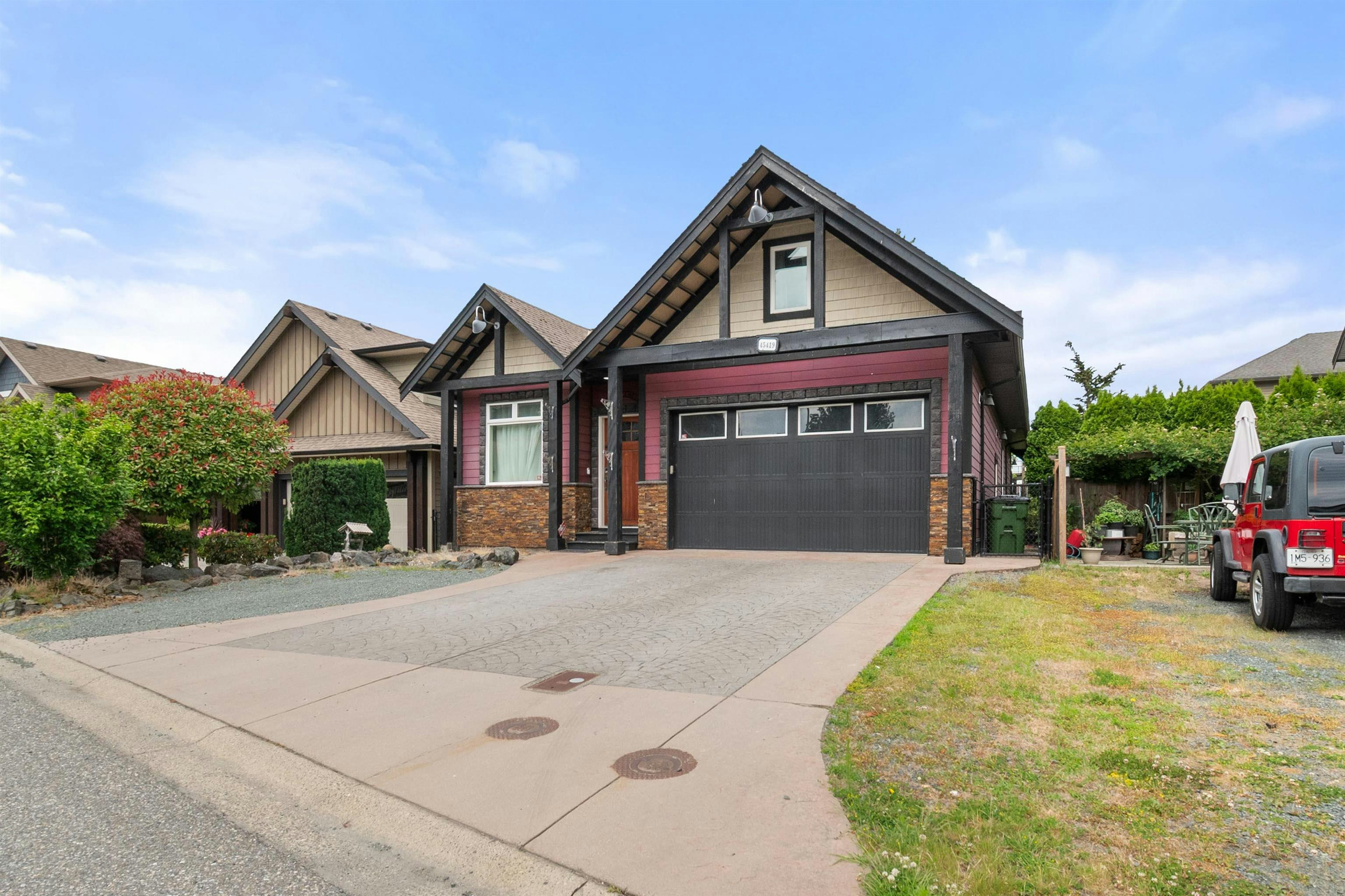 45419 Magdalena Place, Cultus Lake, BC, V2R 0K7