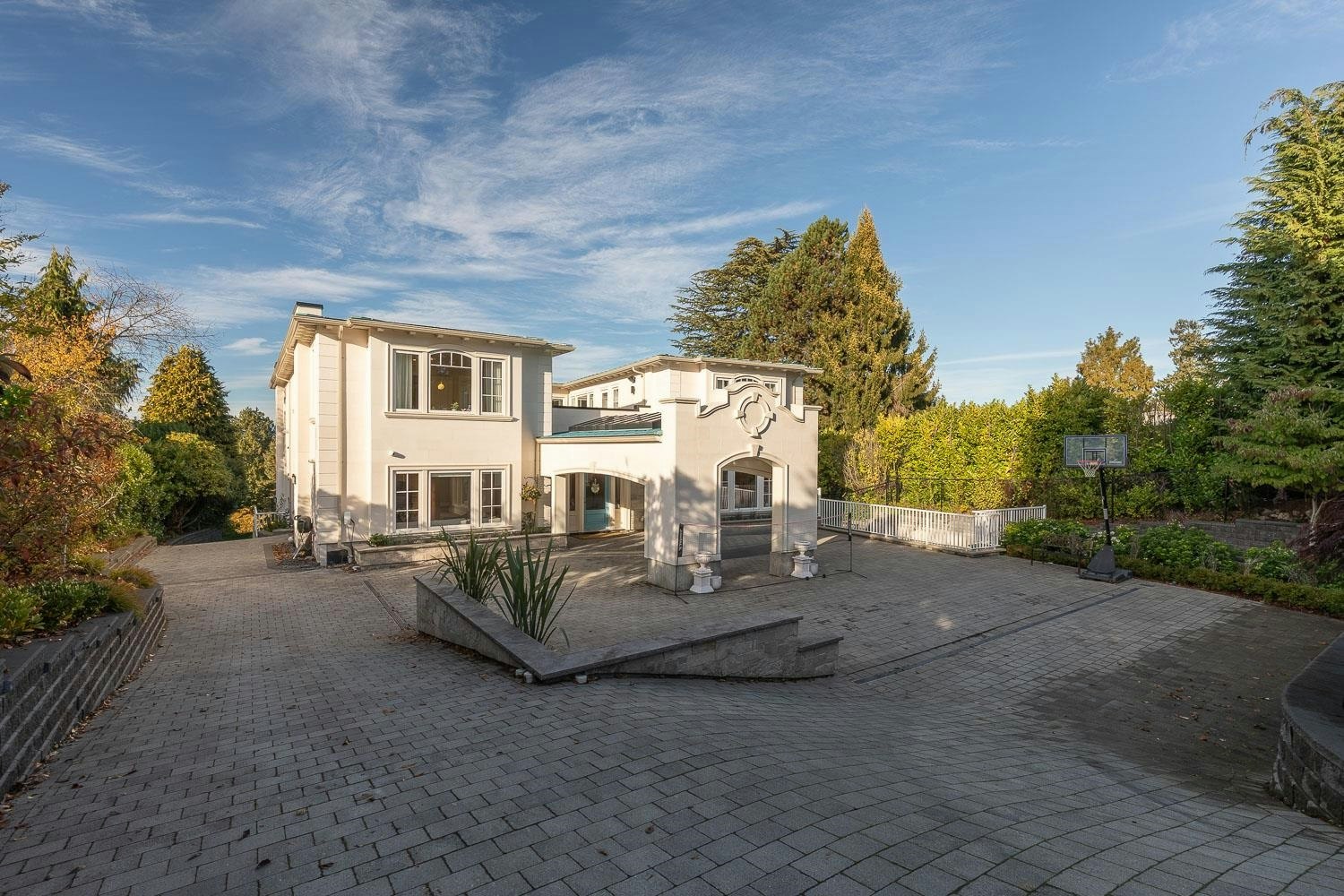 5747 Newton Wynd, Vancouver, BC, V6T 1H6