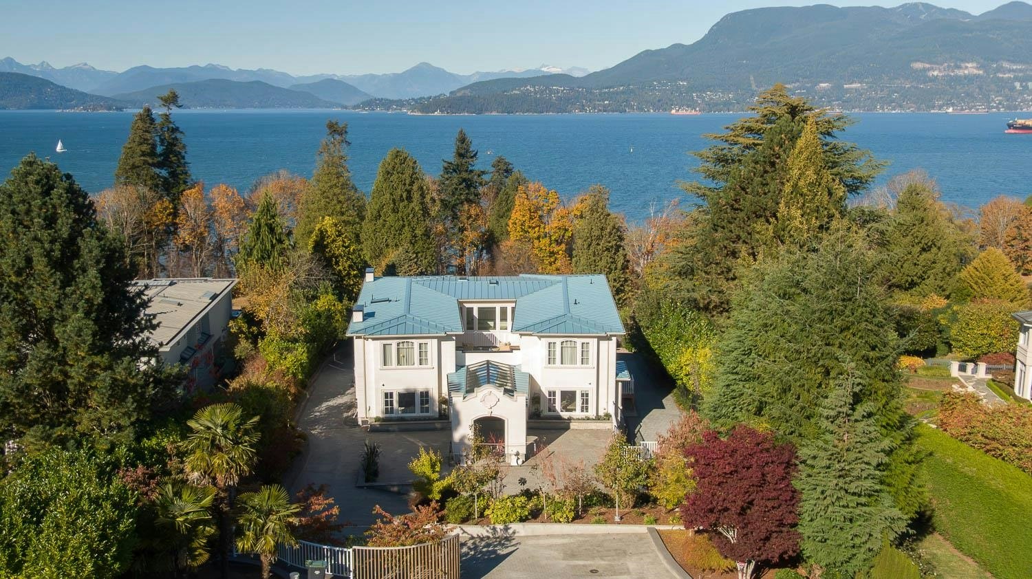 5747 Newton Wynd, Vancouver, BC, V6T 1H6