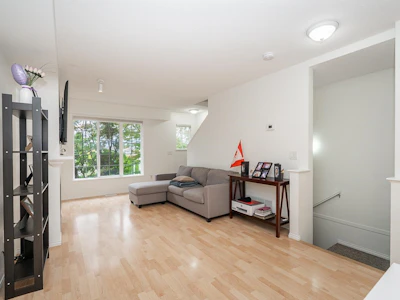 85-8775 161 Street - 3