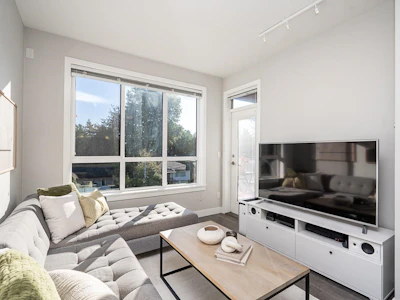 405-15388 105 Avenue - 3