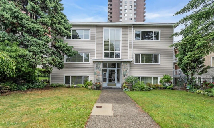 1-1420 Chesterfield Avenue