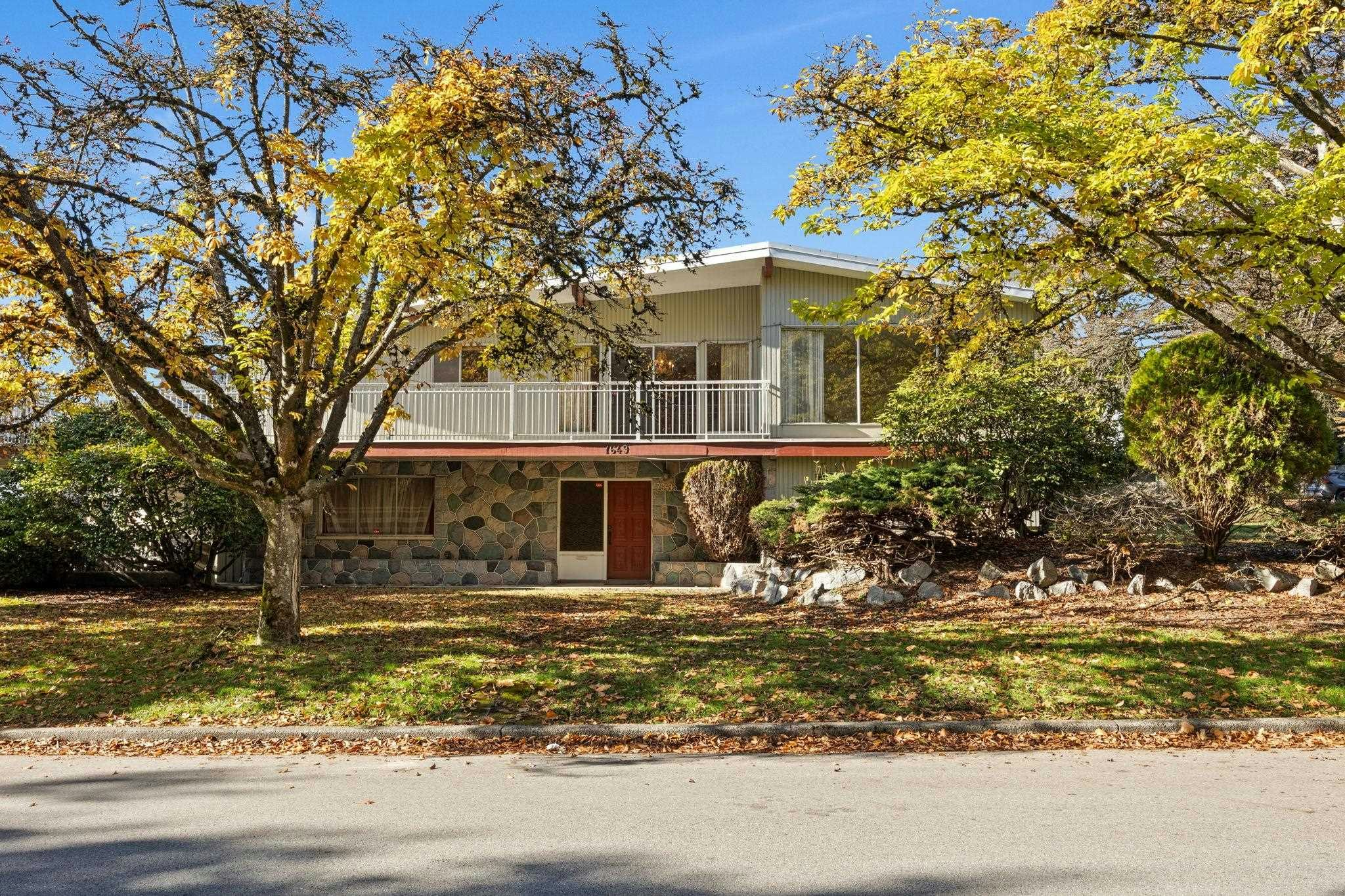 7649 Vivian Drive, Vancouver, BC, V5S 2V6