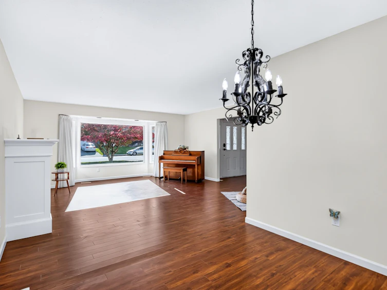 22205 126 Avenue, Maple Ridge, BC, V2X 0W5 - 15
