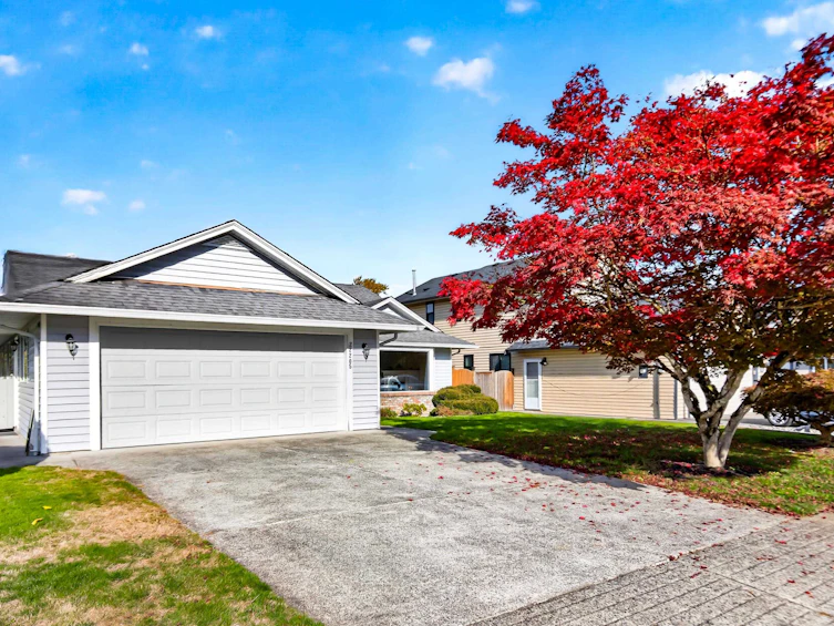 22205 126 Avenue, Maple Ridge, BC, V2X 0W5