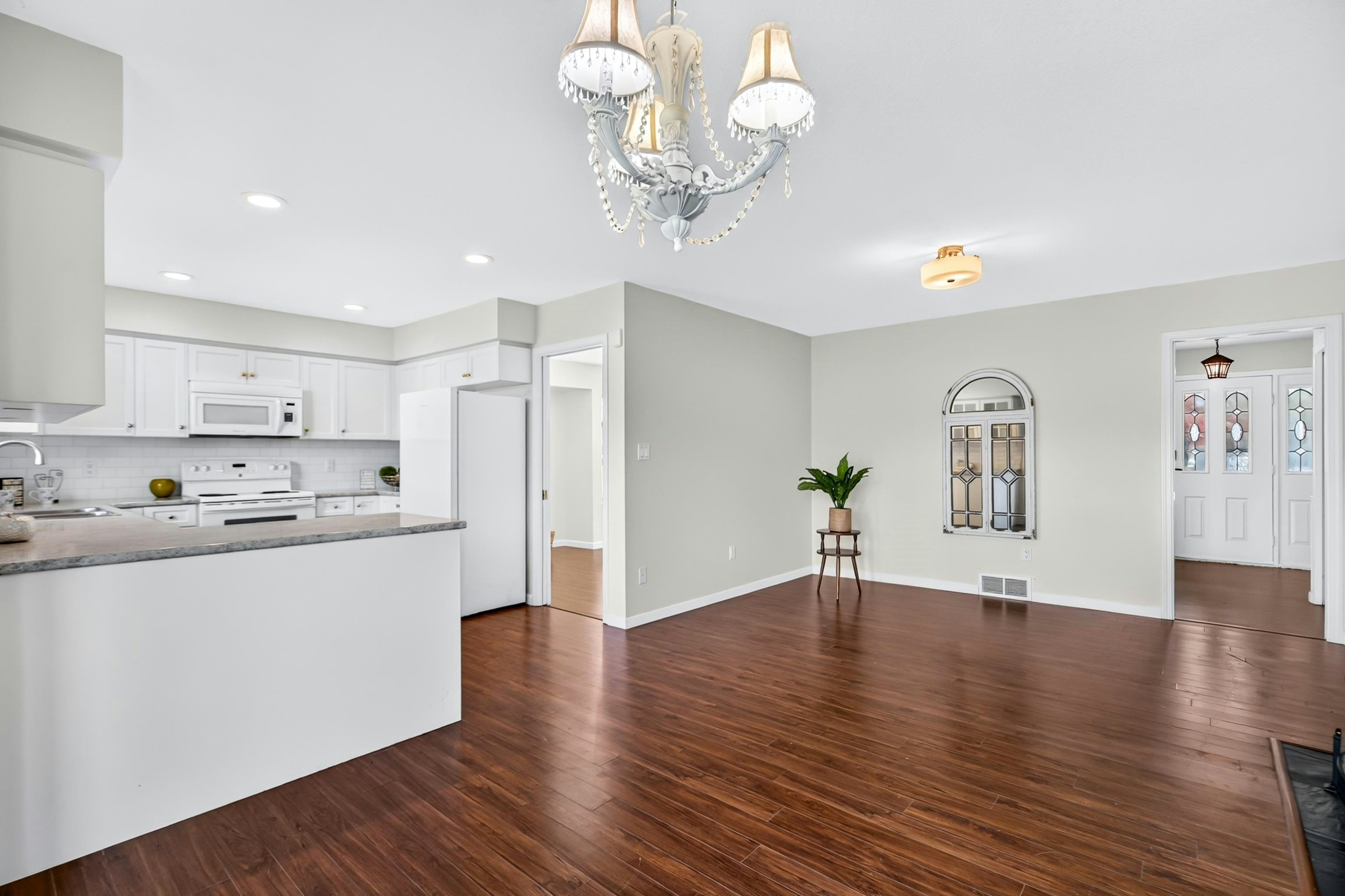 22205 126 Avenue, Maple Ridge, BC, V2X 0W5 - 20
