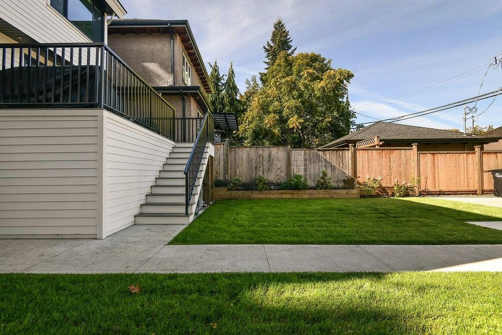 3415 W 24 Avenue, Vancouver, BC, V6S 1L3 - 10
