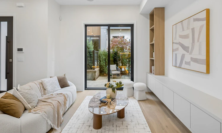934 W 57th Avenue
