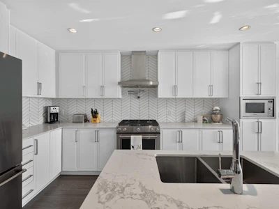 508-4477 Hastings Street - 4