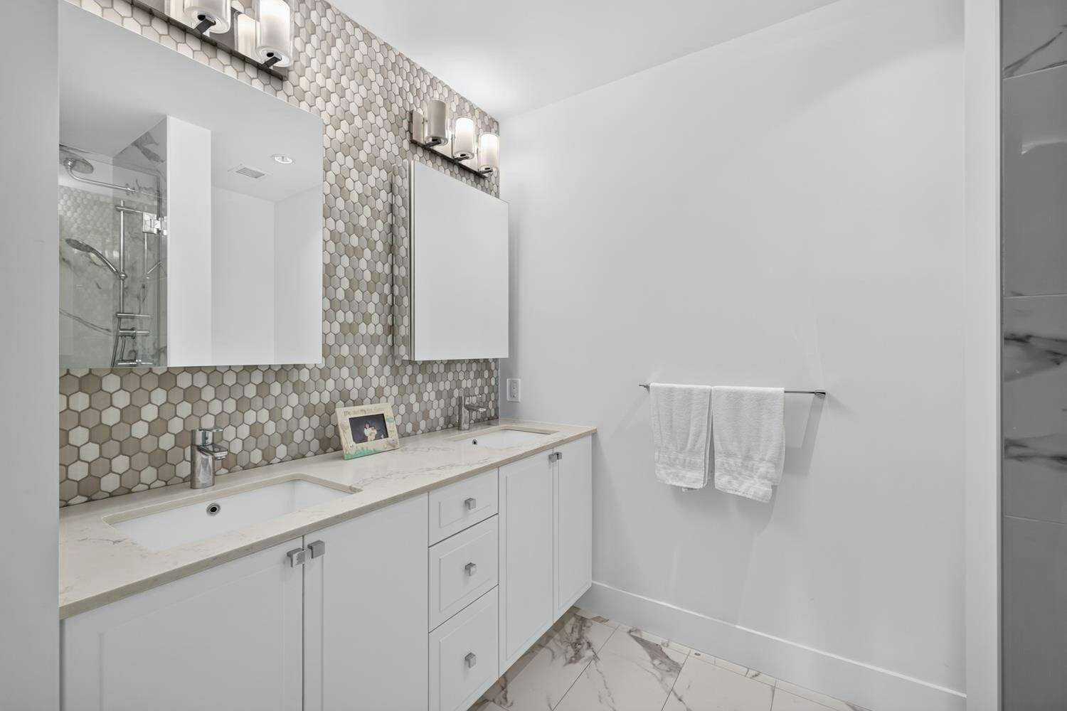 508-4477 Hastings Street, Burnaby, BC, V5C 0L6 - 20