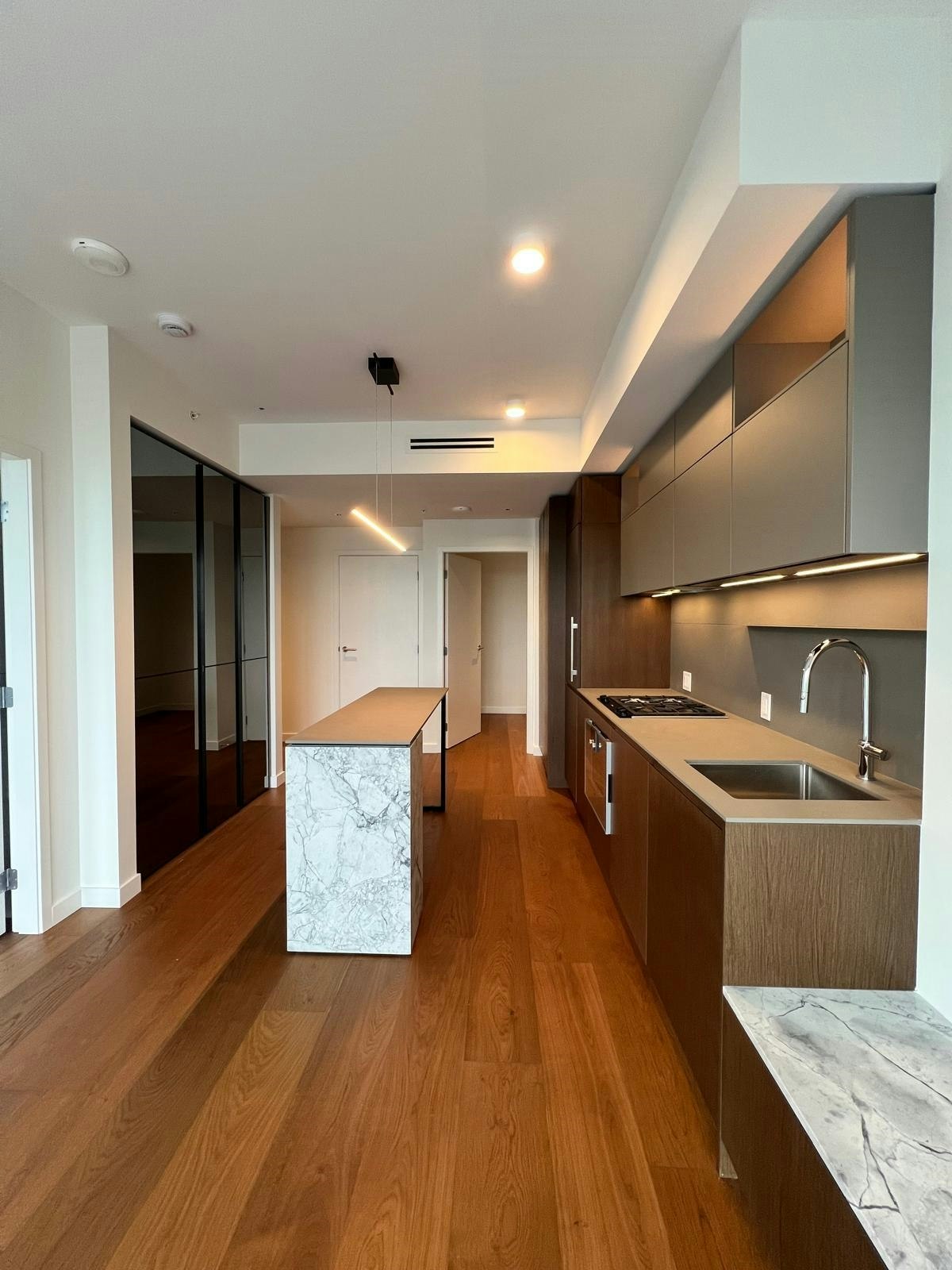 3405-1277 Hornby, Vancouver, BC, V6Z 0H7 - 12
