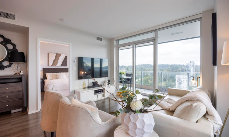 2606-3888 Evergreen Place