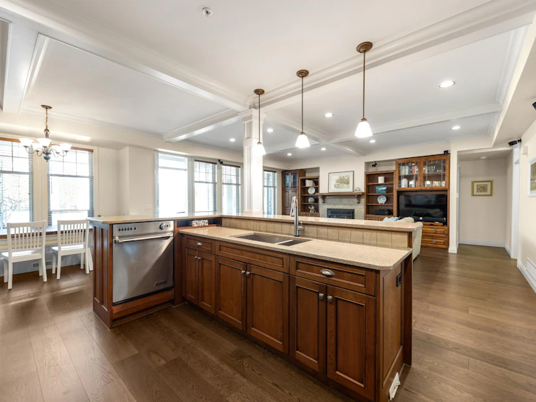 13785 Marine Drive, Surrey, BC, V4B 1A3 - 10