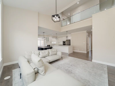 17033 Fraser Highway - 5