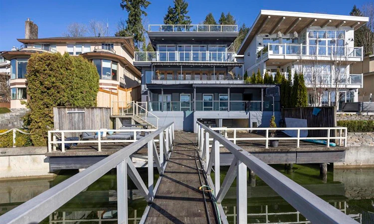 936 Alderside Road