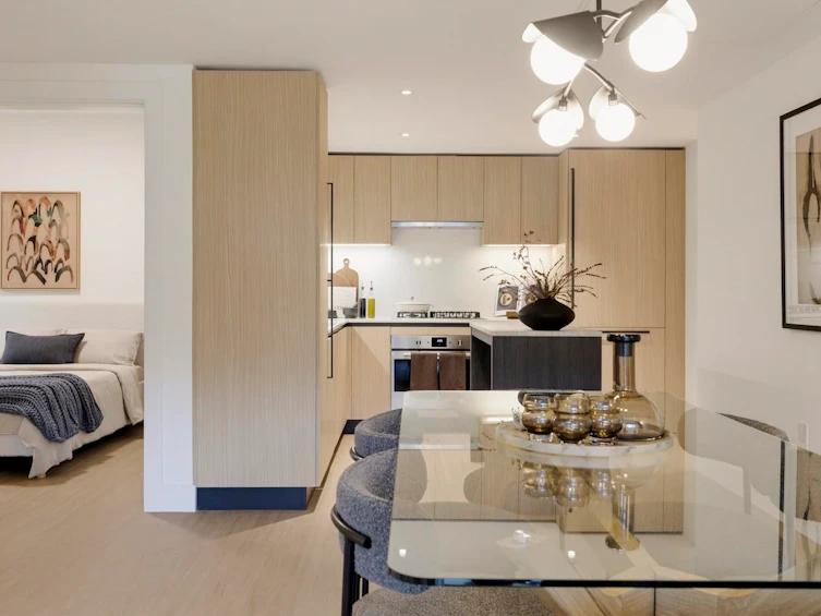 111-2235 E Broadway, Vancouver, BC, V5N 0J5 - 12