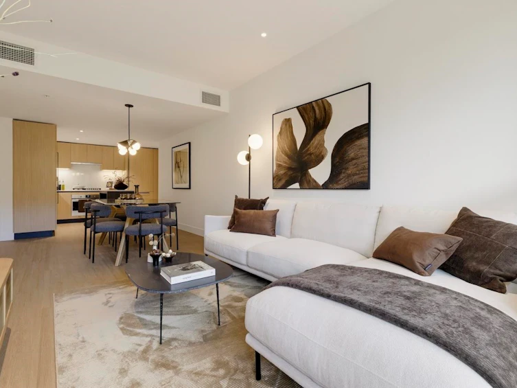 111-2235 E Broadway, Vancouver, BC, V5N 0J5 - 4