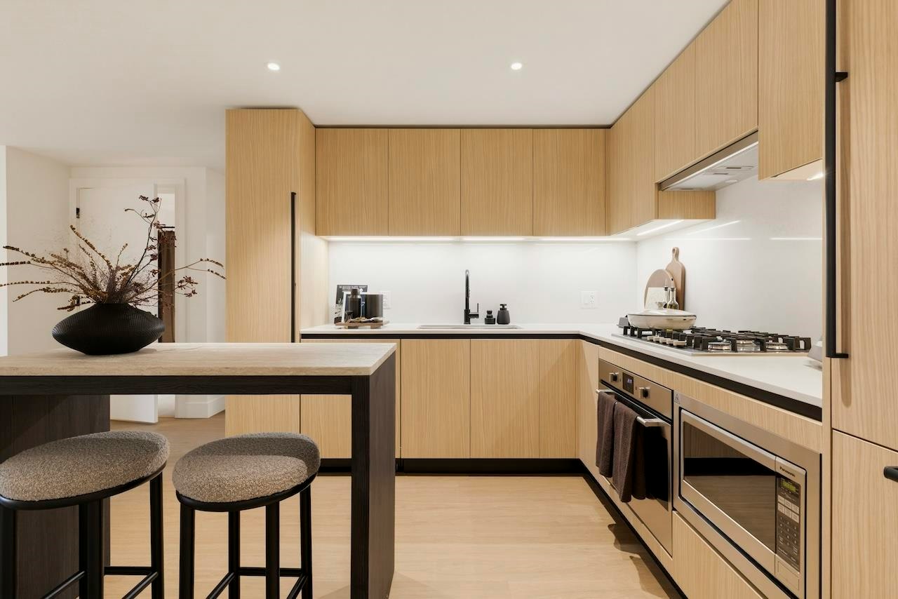 111-2235 E Broadway, Vancouver, BC, V5N 0J5 - 7