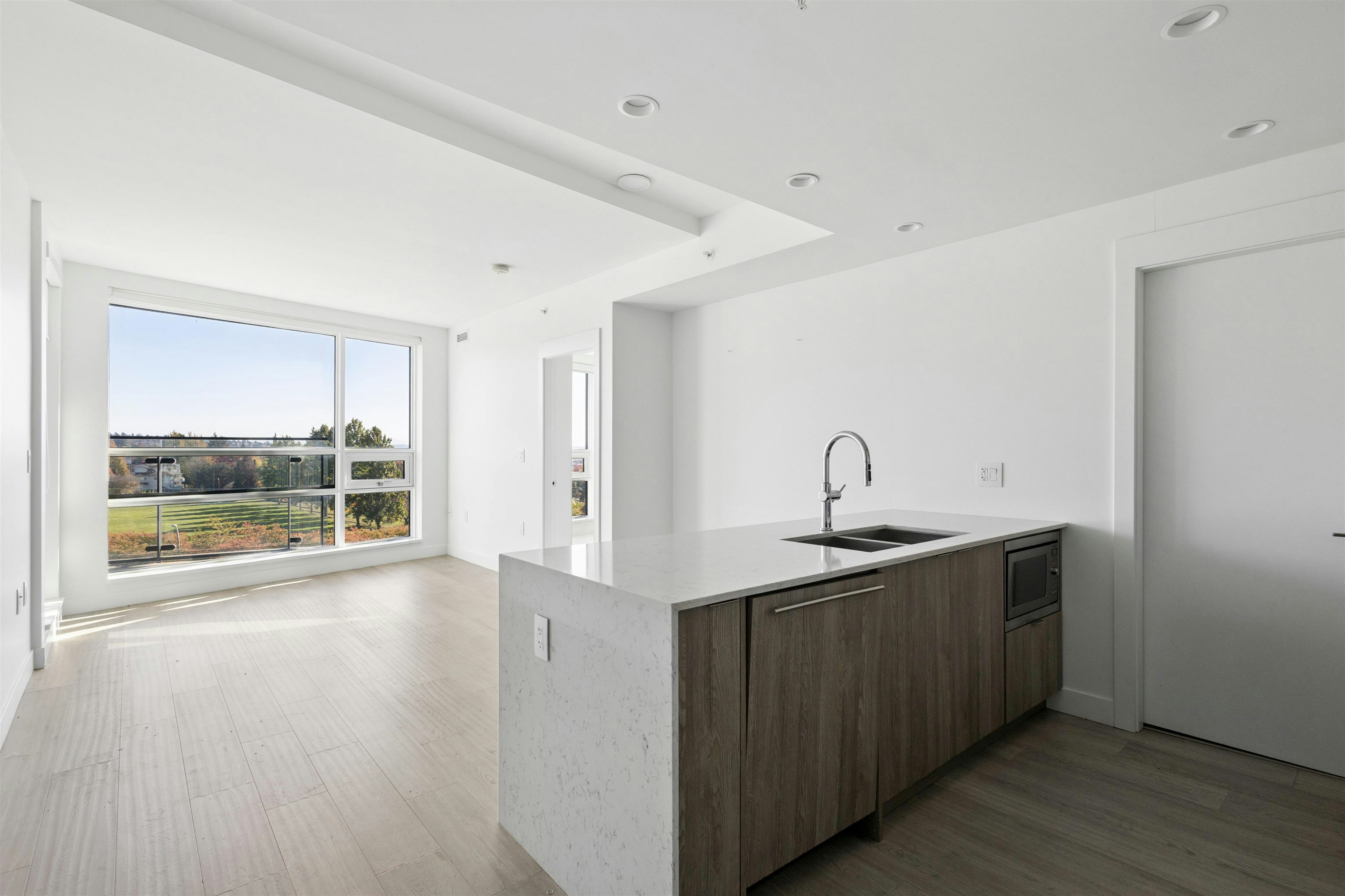 401-7638 Cambie Street, Vancouver, BC, V6P 3H7