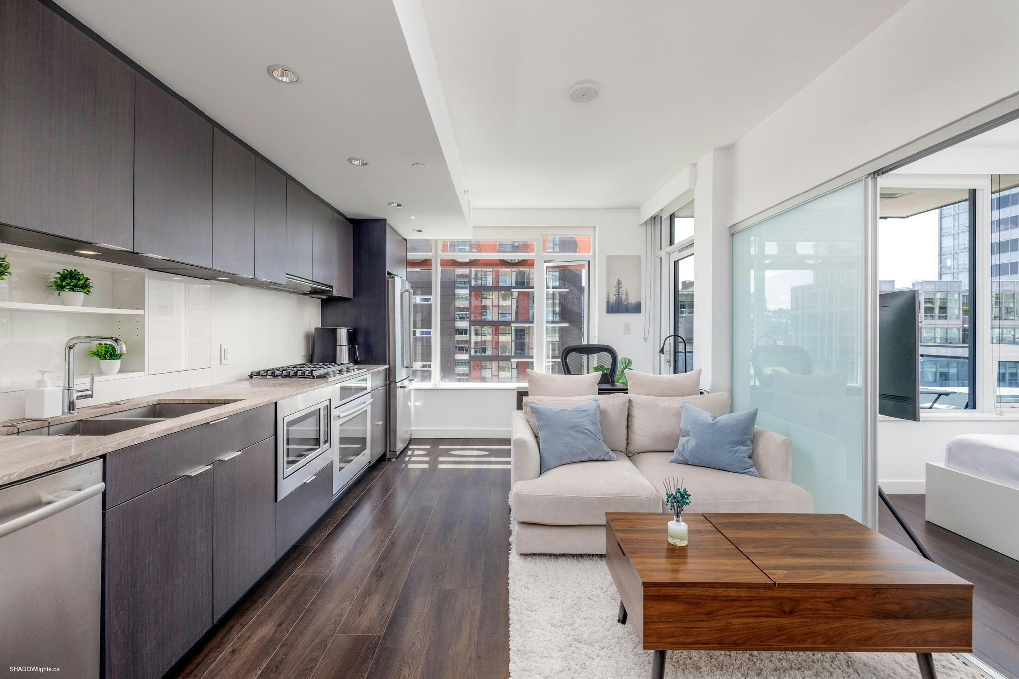 607-161 E 1st Street - 2