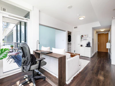 607-161 E 1st Street - 5