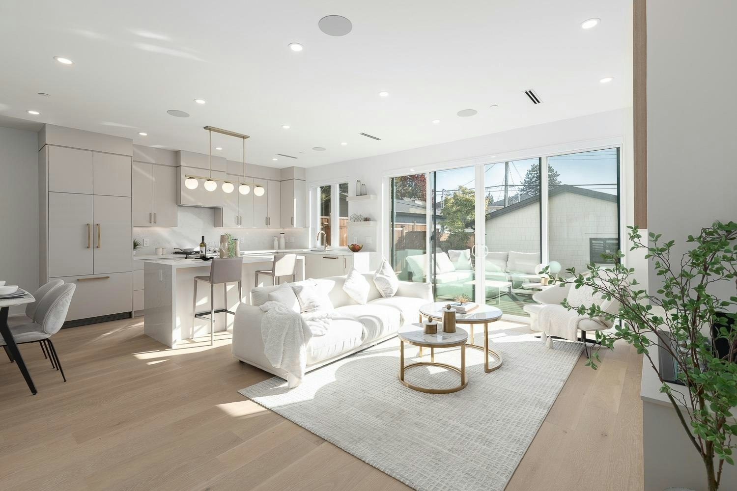 2-2138 W 48th Avenue - 2