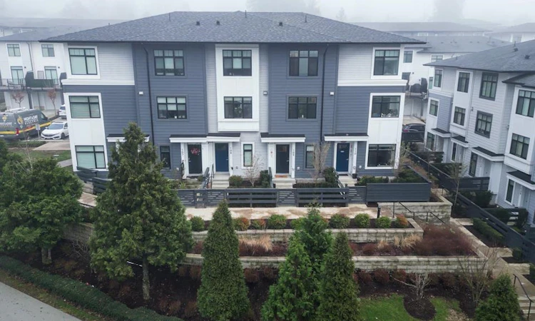 109-15235 Sitka Drive