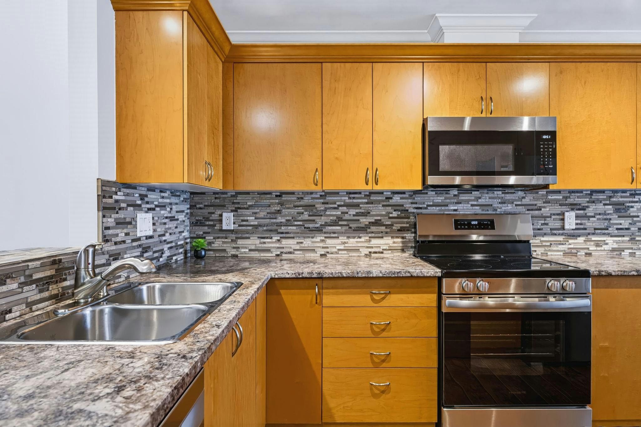 14-17516 4 Avenue - 4