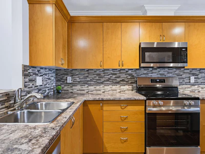 14-17516 4 Avenue - 4
