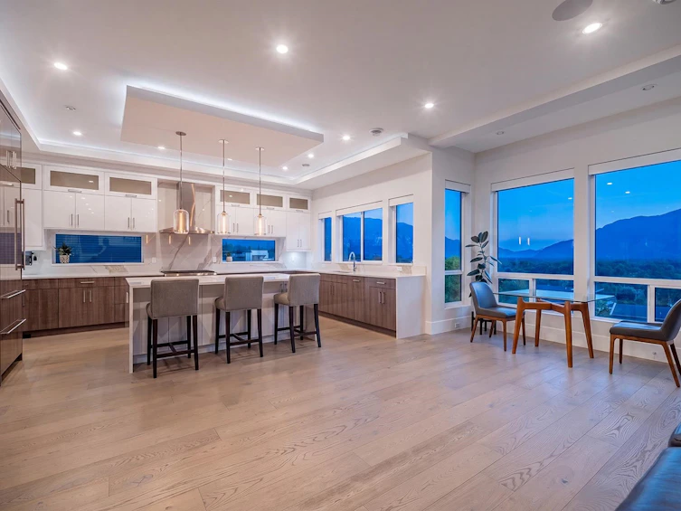 41301 Horizon Drive, Squamish, BC, V8B 0Y7 - 5