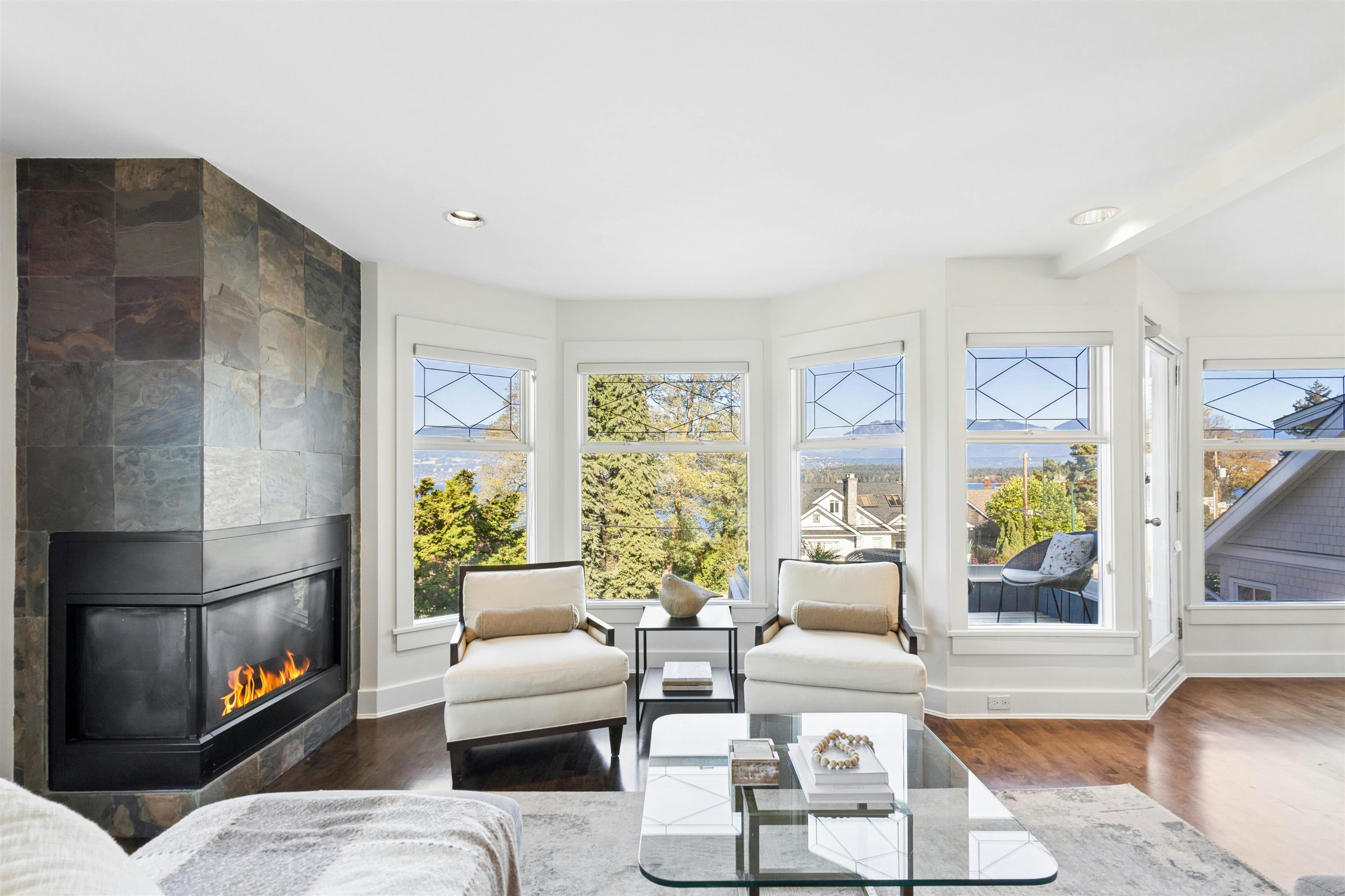 2697 York Avenue - 3