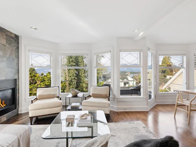 2697 York Avenue - 3
