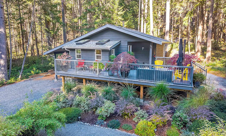 2701 Galley Crescent