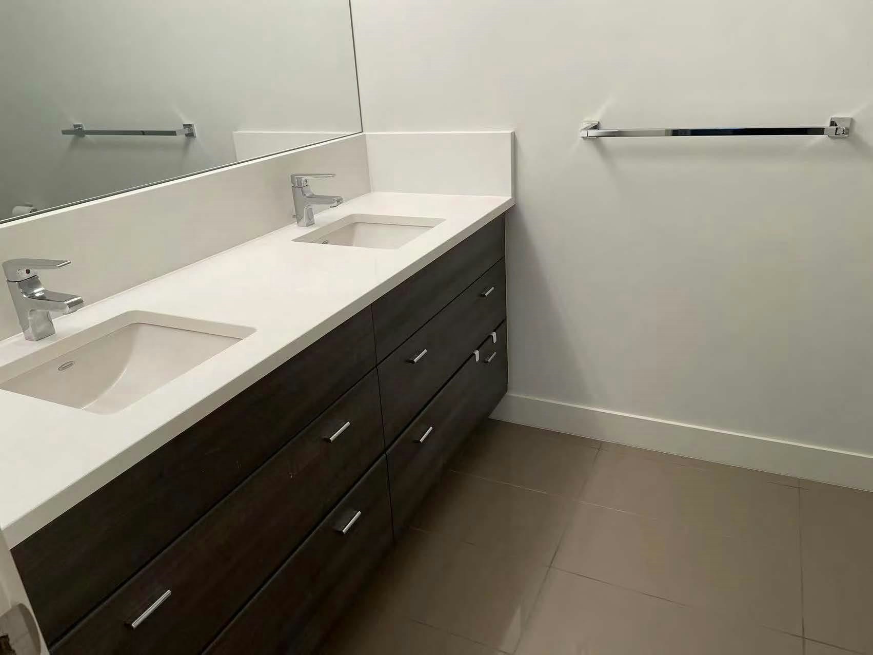 2**-13931 Fraser Highway, Surrey, BC, V3T 4E6 - 12