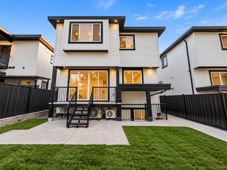 11361 88 Avenue, Delta, BC, V4C 3B8 - 2