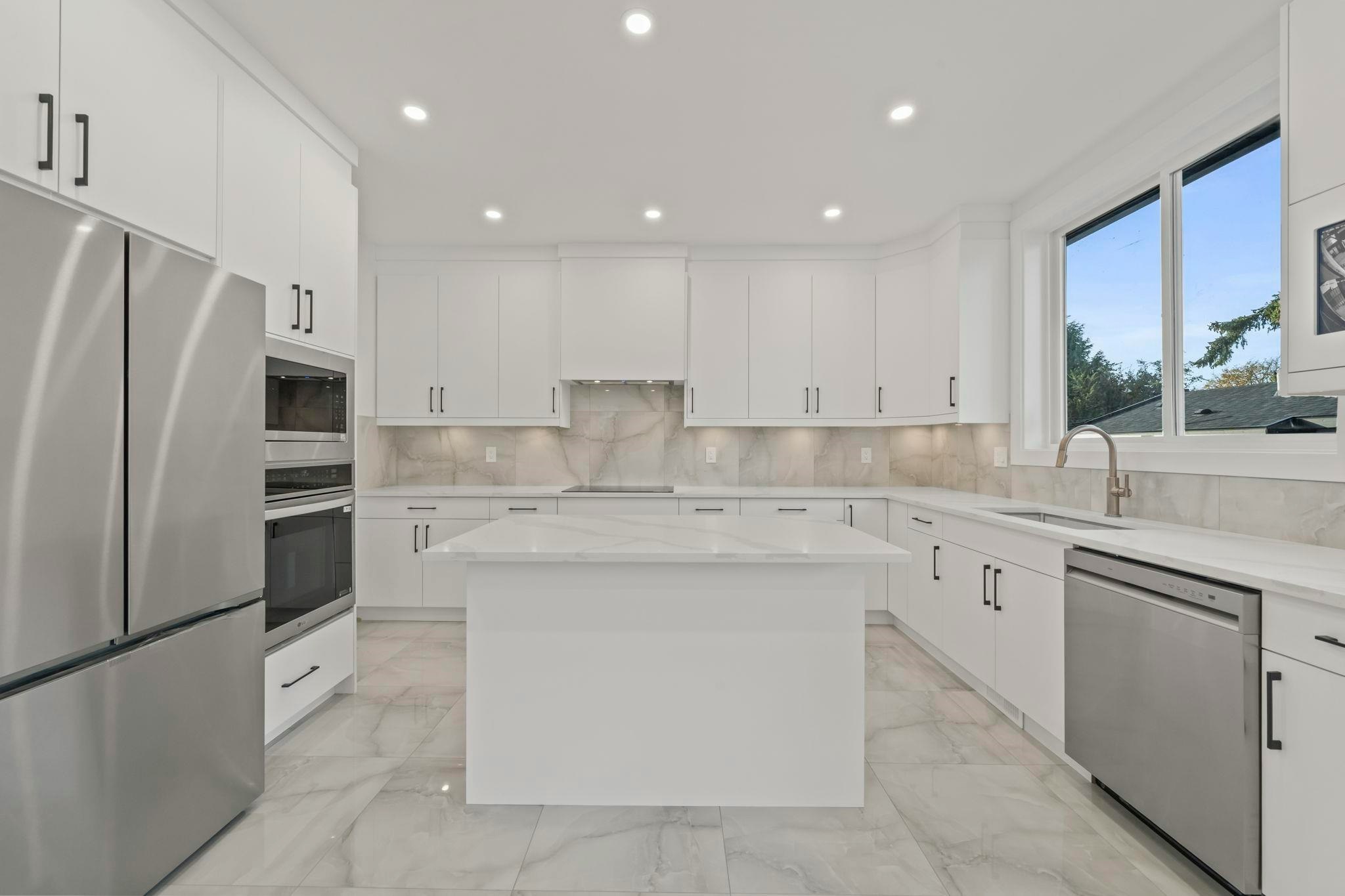 11361 88 Avenue, Delta, BC, V4C 3B8 - 11