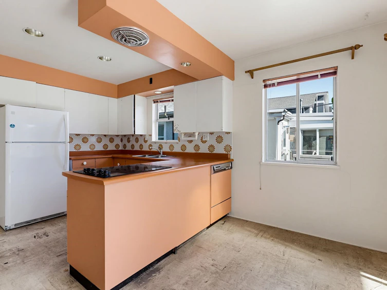 2878 W 14th Avenue, Vancouver, BC, V6K 2X4 - 9